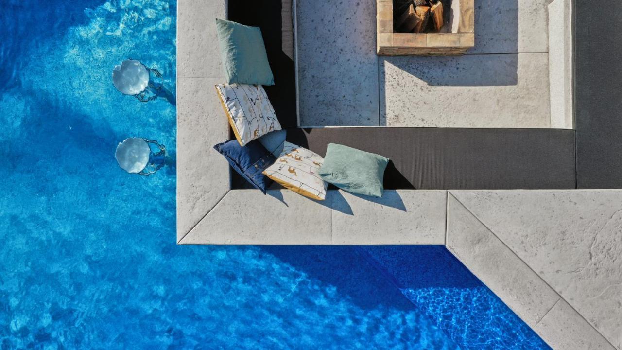 Riverside Pool Villa-Sremski Karlovci Exterior foto